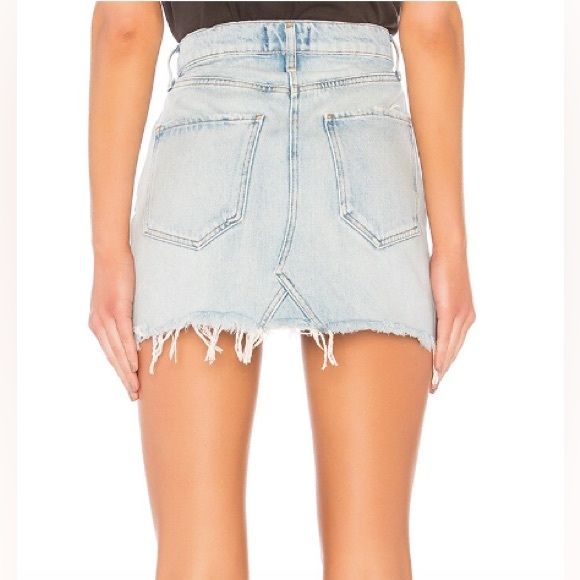 Agolde Quinn High-Rise Denim Mini Skirt | Size 27 | Color: Vega - Picture 3 of 7